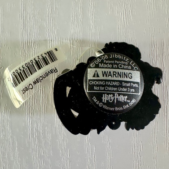 NWT Harry Potter Jibbitz Ravenclaw Crest Croc Shoe Charm New with Tag 2008 - Picture 3 of 4